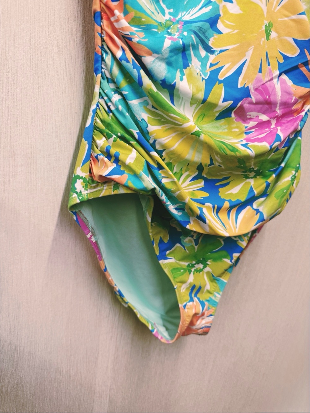 NWT Bleu Rod Beattie Tropical Floral Ruched One Piece Swimsuit, Size 10 - Picture 5 of 11